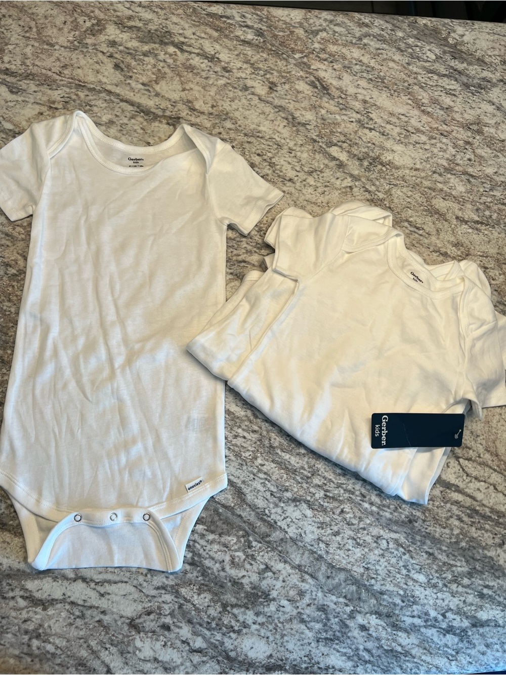 Gerber White Short-Sleeve Baby Bodysuit Set of 5